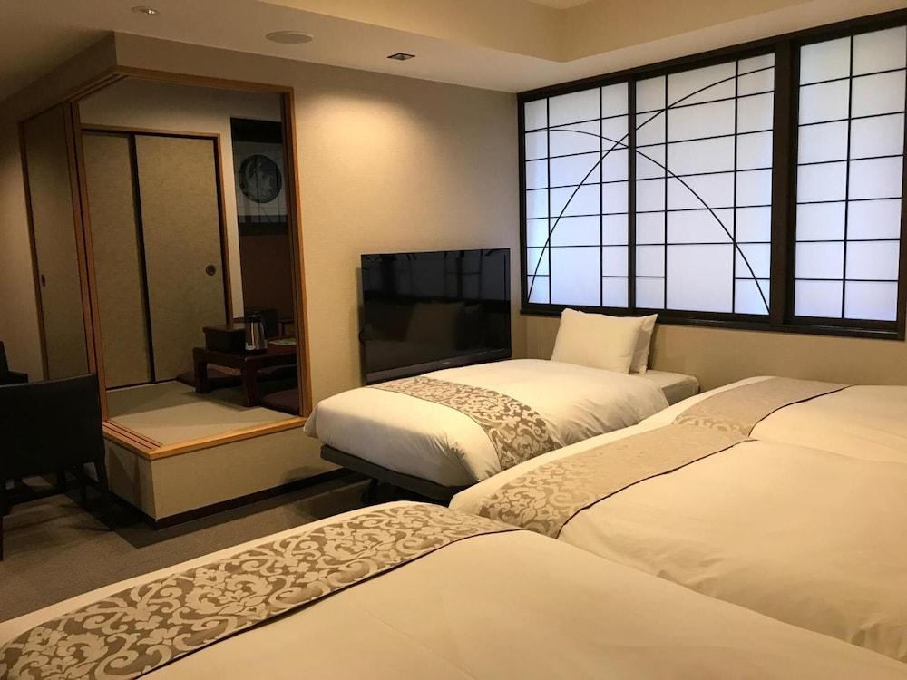 Hotel Kikunoya Hatsukaichi Exterior foto